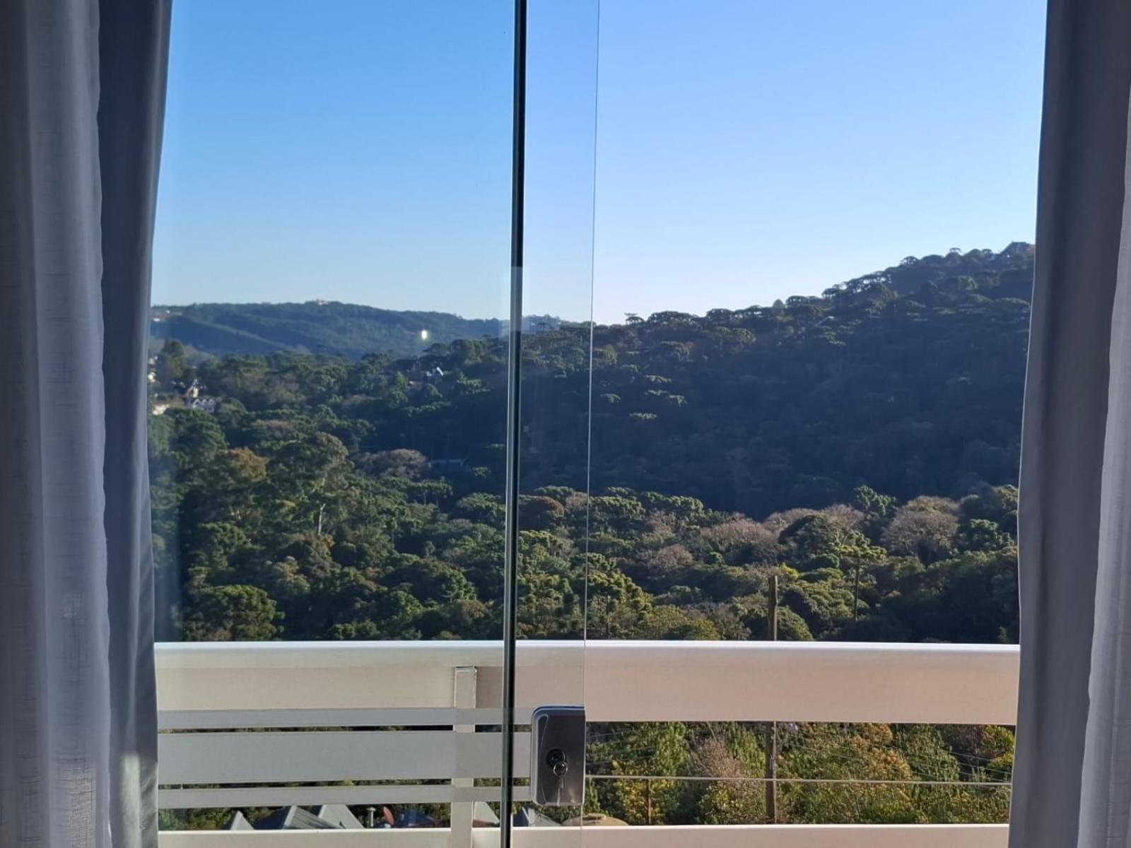 Pousada Casa Pinha Em Campos Do Jordao — Photos 3